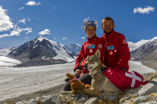 Illustration de l'article : 17 photos captivantes de Diuna, Chien Loup Tchécoslovaque enchaînant les périples en famille