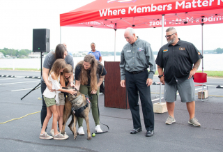 Illustration de l'article : Après avoir servi en Corée du Sud, ce Malinois militaire peut enfin se reposer