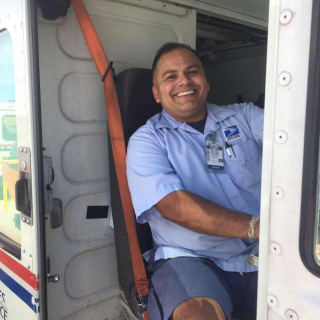 Illustration de l'article : Un facteur accomplit la dernière volonté d’un chien qu’il aimait beaucoup 