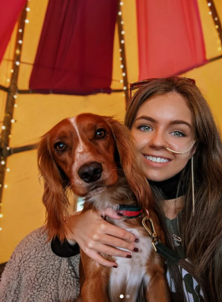Illustration de l'article : A l’aide de ses chiens elle souhaite changer le regard des enfants sur les personnes handicapées
