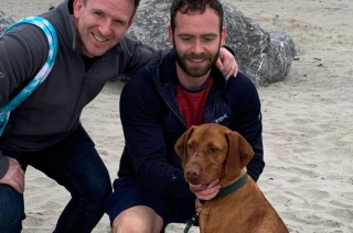 Illustration de l'article : Un couple sur le qui-vive après l'essai d'enlèvement de leur chienne adoptive, Molly