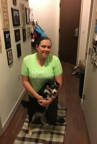 Illustration de l'article : Faites connaissance avec Tobi, le chien né sans pattes avant, aidant les écoliers à mieux accepter la différence