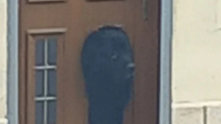 Illustration de l'article : Ce chien a voulu s’échapper d’une maison insalubre pour trouver un nouveau foyer