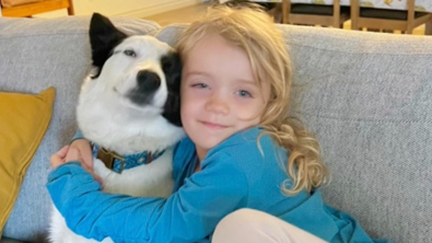 Illustration : Abandonnée, cette chienne a retrouvé confiance et amour auprès d’une petite fille (vidéo)