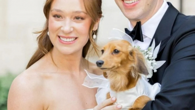 Illustration : Cette mariée offre la plus belle des surprises à son futur mari en invitant leur chienne à la cérémonie de mariage